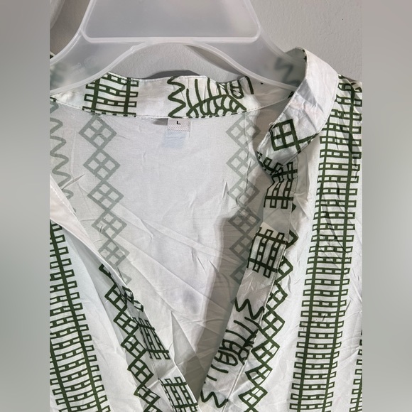 Women’s V-Neck Ruffle Tierra Boho Mini Dress size. L - Picture 3 of 6